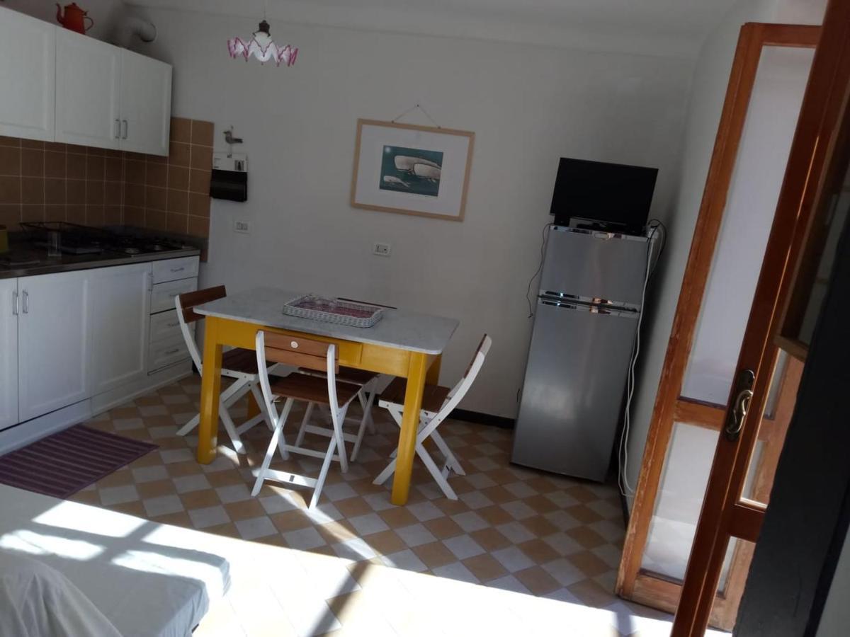 Appartamento In Dimora Tipica Montale  Екстериор снимка